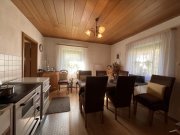 Pocking Älteres Einfamilienhaus mit Garten und Garage Haus kaufen