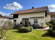 Pocking Älteres Einfamilienhaus mit Garten und Garage Haus kaufen