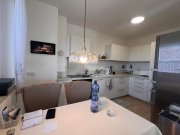 Kirchham Exklusive 3 Zimmer in 9 Fam. Haus oberste Etage mit Balkon Wohnung kaufen