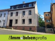 Hof H-1134 - Preiswertes Stadthaus mit 3 kleinen Wohnungen in Hof Gewerbe kaufen