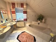 Hof 1391 - Hof: Attraktives Einfamilienhaus mit Garten und Garage Haus kaufen