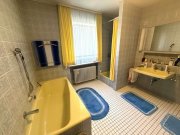 Hof Hof-Bestlage: Einfamilienhaus mit großem Grundstück Haus kaufen