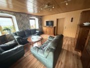 Selb Selb: Großzügige Eigentumswohnung mit Scheune Wohnung kaufen