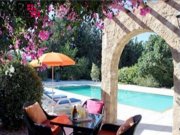 Karsiyaka Traditionelle aus Stein gebaute TOP Villa mit Pool Haus kaufen