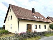 Ahorntal 359.000,- für freies Zweifamilienhaus im Herzen der Fränkischen Schweiz mit atemberaubender Aussicht Haus kaufen