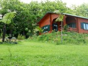 Lomba do Vasco Neue Existenz, Azoren! Traumhafte Ferienanlage, Haupthaus + 3 Ferienhäuser, mediterraner Garten Haus kaufen