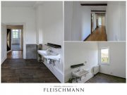 Schmalkalden Mehrfamilienhaus mit Potenzial: Rendite, Platz für Familie & Entwicklungsmöglichkeiten! Haus kaufen