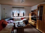 Steinbach-Hallenberg Behagliches Zuhause - größeres EFH mit Naturgarten und 3x Garage Haus kaufen