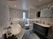 Steinbach-Hallenberg Behagliches Zuhause - größeres EFH mit Naturgarten und 3x Garage Haus kaufen