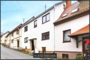Steinbach-Hallenberg Charmantes Zuhause: Historisches Fachwerk, modernisiert, mit offener Küche Haus kaufen