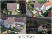 Eisfeld 2 Familien, 1 Zuhause: Charmantes 2-Familienhaus mit 2 separaten Wohneinheiten und einem Garten. Haus kaufen