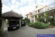 Vinica Haus mit Nebenhäusern, Pool und Weinberg Haus kaufen