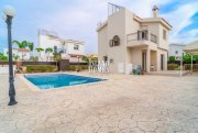 Ayia Thekla 2 bedroom detached villa on 480m2 plot, with swimming pool and TITLE DEEDS ready to transfer, just 350m from the sea in Ayia -