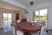 Ayia Thekla 2 bedroom detached villa with TITLE DEEDS and Sea Views and Private Swimming Pool in Ayia Thekla - CAT102Set on a large 370m2 es