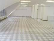 Budapest XIII. kerület XIII. Angyalföldön hosszútávra kiadó egy negyedik emeleti, 200 m2-es irodaterületet.

AZONNAL költözhető!

 Gewerbe