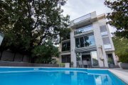 Budva Luxury villa with pool in BudvaLuxury villa with pool in Budva for sale.
 The area of the villa is 298 m2, the area of the is
