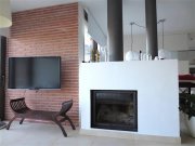 Calella Das freistehende Haus befindet sich in Calella, 50 km von Barcelona entfernt, unweit von Schnellstraßen wie C.32 und N-II, mit