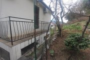 Herceg Novi House in Herceg-NoviThree-storey house for sale in the center of Herceg Novi. There is a rental potential, as each floor is a