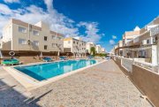 Kapparis 2 bedroom, fully furnished, ground floor apartment with communal pool on popular complex just 1.5km to the beach in Kapparis - 