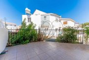 Kapparis 2 bedroom ground floor GARDEN APARTMENT, in an excellent location, half way between the town centre of Paralimni and the beaches