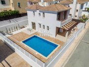 Kapparis 3 bedroom, 2 bathroom, detached villa on 330m2 plot with swimming pool and walking distance of the beach and year round of -