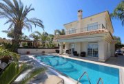 Kapparis Fully furnished 4 bedroom, 2 bathroom detached villa with private swimming pool within walking distance to the beach in Kapparis