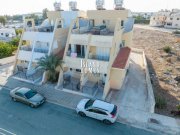 Paralimni 3 bedroom, 2 bathroom, 3 storey town house, an ideal renovation project, in a very convenient location of Paralimni - KMP102This