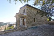 Petrovac Villa in PetrovacVillas for sale in a rustic ambient style above Petrovac.


 The area of ​​the villa is 466 m2, and the is
