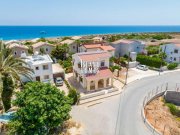 Protaras 3 bedroom, 1 bathroom house with TITLE DEEDS and sea view in enviable location of Cape Greko - CAP128This is a rare opportunity