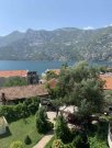 Risan Apartment in Risan with sea and mountain viewsApartment for sale in Risan in a quiet location near the sea. The apartment has an