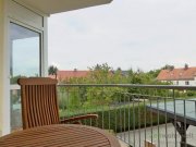 Dresden (EF0570_M) Dresden: Naußlitz, kleine freundliche, helle 3-Zimmer-Wohnung mit Balkon, WLAN und festem PKW-Stellplatz Wohnung