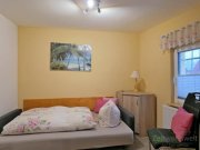 Radebeul (EF0982_M) Dresden: Radebeul, preiswerte möblierte 2,5-Zi-Wohnung mit sep. Eingang, PKW-Stellplatz, Service mgl. Wohnung mieten