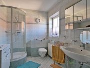 Radeberg (EF0504_M) Dresden: Ullersdorf, großzügige möblierte Wohnung mit eigenem Balkon in ruhigem EFH, 500 Meter zum Golfplatz