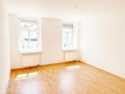Riesa ***HIER FINDET IHRE GANZE FAMILIE PLATZ*** – 5-Raum-Wohnung mit durchdachtem Grundriss & 2 Tageslichtbädern Wohnung