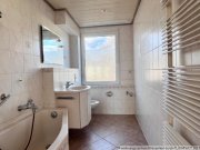 Klipphausen Hübsche helle 3-Zimmer-Wohnung, Einbauküche, Garage, Wannenbad! Wohnung mieten