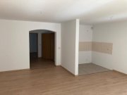 Leisnig Großzügige 2-Zimmer mit Laminat und offener Küche in ruhiger Lage! Wohnung mieten