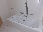 Halle (Saale) In Halle Weingärten, gemütliche 2. Zimmerwohnung mit Terrasse, Wannenbad im Erdgeschoss Wohnung mieten