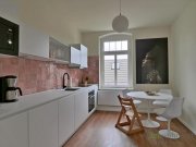 Gera (EF1113_M) Gera: Röppisch, stilsicher möblierte Wohnung mit Holzdielung, Balkon, PKW-Stellplatz und Garten Wohnung mieten