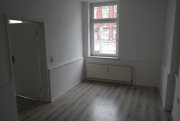Zwickau Großzügige 3-Zimmer mit Laminat, EBK und Wannenbad in zentraler Lage! Wohnung mieten