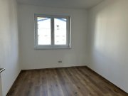 Zwickau 3-Raumwhg. mit kleinem Balkon und TG-Stellplatz in exclusiver Randlage in Zwickau-Weißenborn! Wohnung mieten