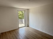 Zwickau Schöne 2-Raumwohnung mit Balkon, Stpl. und neuer EBK! Tageslichtbad! Wohnung mieten