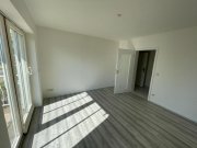 Zwickau 1,5 Zimm-Wohnung in Marienthal mit tollem Blick ins Erzgebirge, Laminat, Balkon Wohnung mieten