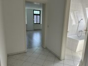 Zwickau Beliebte Wohngegend, 2-R-Whg. im DG, Balkon und Tageslichtbad! Wohnung mieten