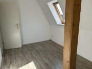 Zwickau Beliebte Wohngegend, 2-R-Whg. im DG, Balkon und Tageslichtbad! Wohnung mieten