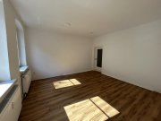 Zwickau Schöne 2-Raumwhg. mit EBK und Balkon in Zwickau! Wallbox für E-Autos am Haus! Wohnung mieten