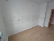 Reichenbach im Vogtland Gemütliche 4-Zimmer mit Laminat in guter Lage Wohnung mieten