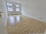 Chemnitz EBK möglich - attraktive 2-Raum-Wohnung, 63 m², Balkon ins Grüne, ruhige Lage + Stellplatz + Lift Wohnung mieten
