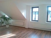 Chemnitz Große DG 2-Zimmer mit Einbauküche, Laminat in Topplage zum Toppreis! Stellplatz mgl. Wohnung mieten