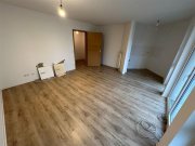Chemnitz Günstige und frisch renovierte 2-Zimmer mit Dusche und Balkon in beliebter Lage! TG mgl. Wohnung mieten