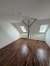 Chemnitz Kompakte DG 3-Zimmer mit Aufzug, Laminat, Dachbalkon und Eckwanne in guter Lage! Wohnung mieten